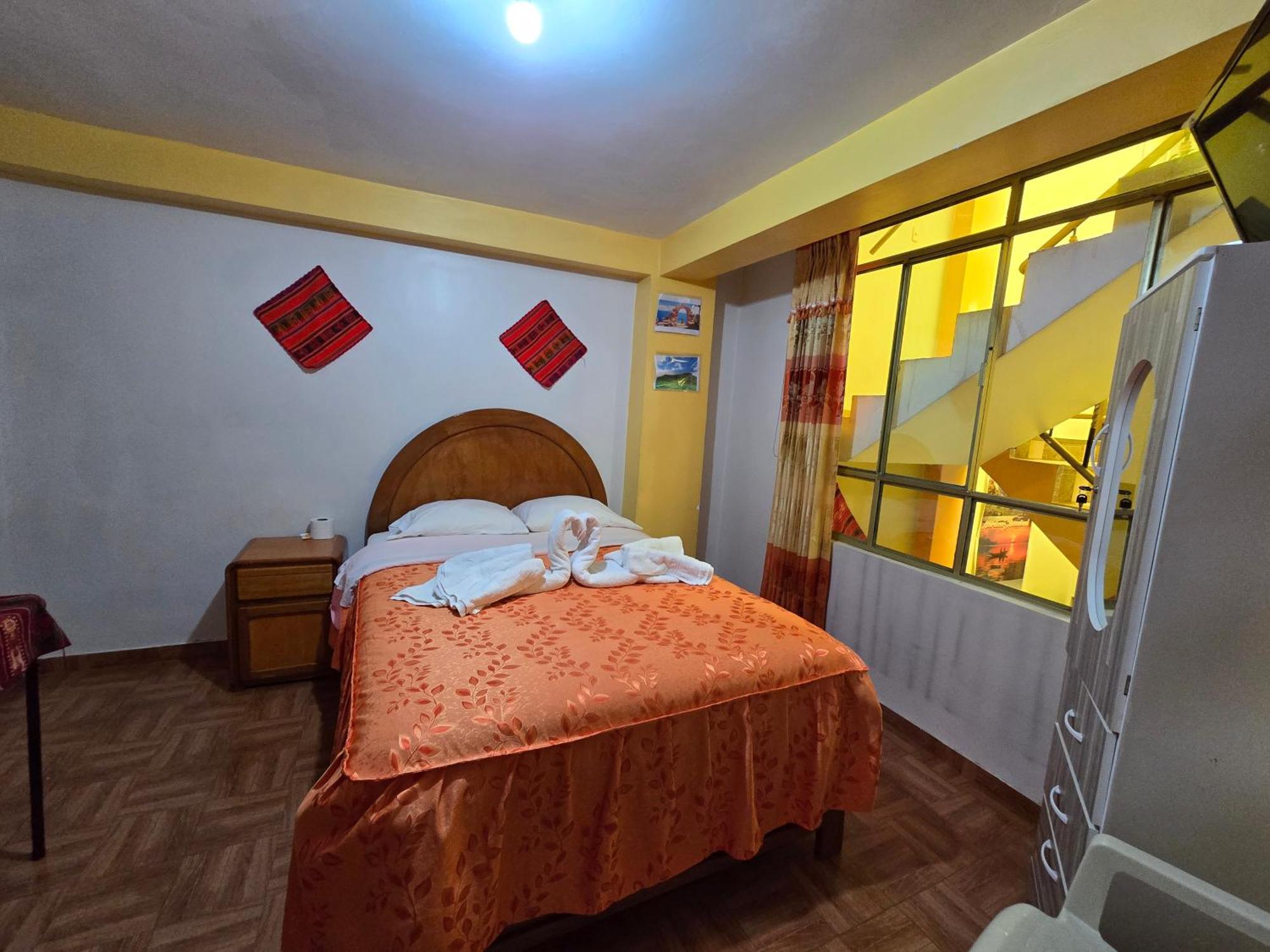 Hostal Acuarius Пуно Екстериор снимка