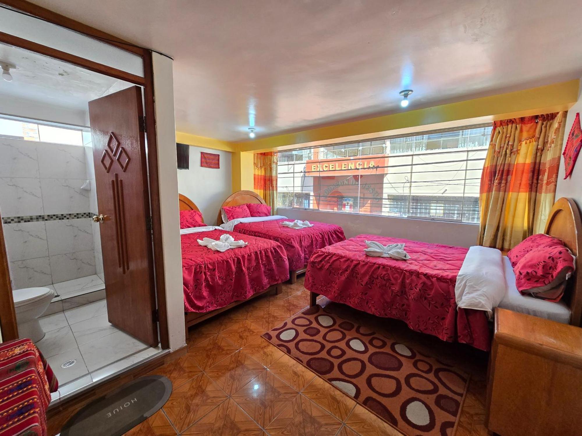 Hostal Acuarius Пуно Екстериор снимка