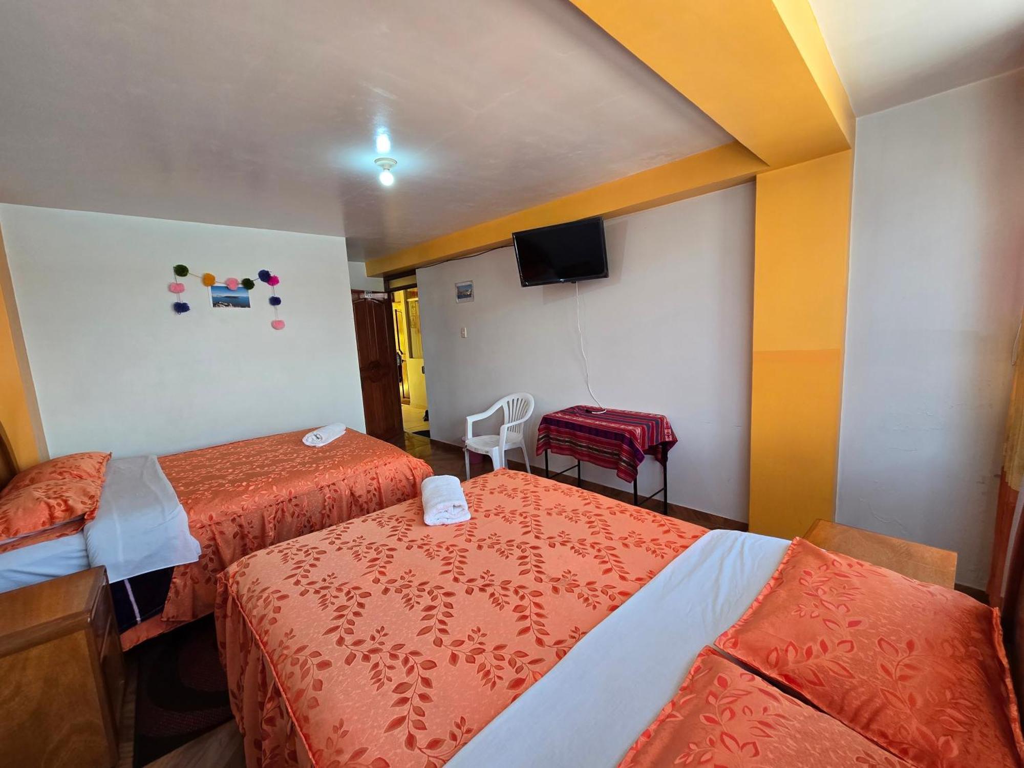 Hostal Acuarius Пуно Екстериор снимка